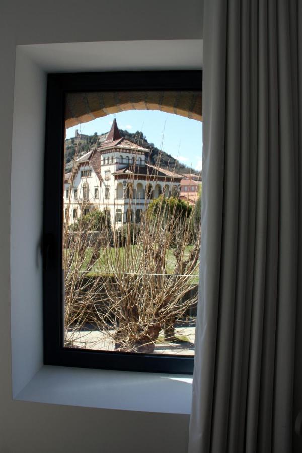 Torre De La Ferreria Appartement Tona